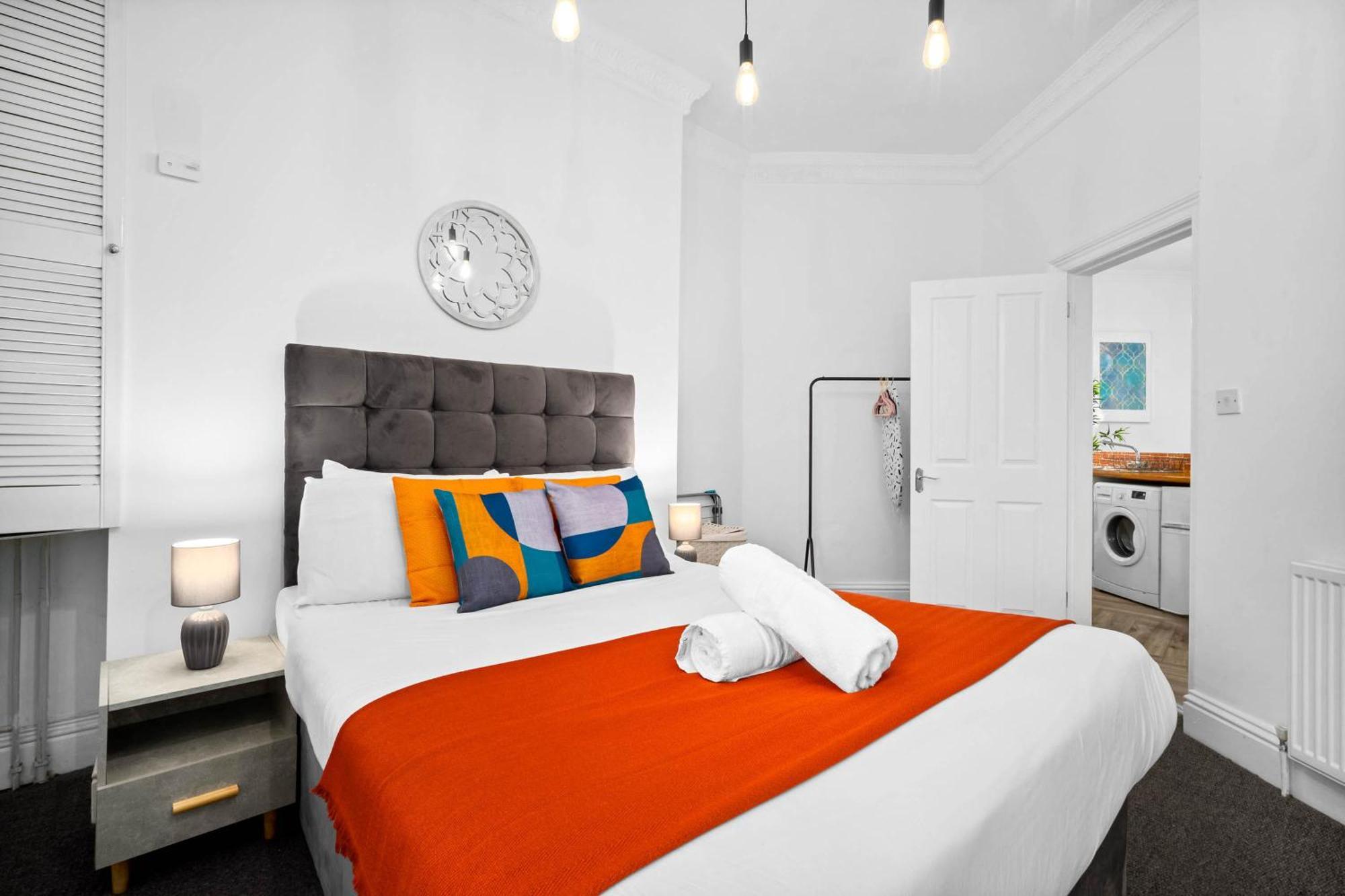 Luxury Apartment - Wolverhampton - Netflix - Smart Tv - Fast Wifi - 7Apc Buitenkant foto