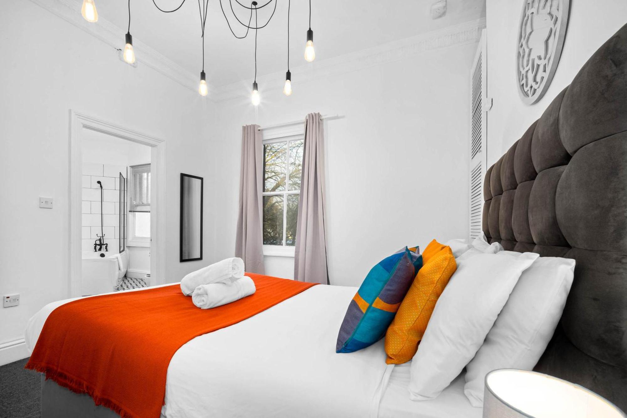 Luxury Apartment - Wolverhampton - Netflix - Smart Tv - Fast Wifi - 7Apc Buitenkant foto