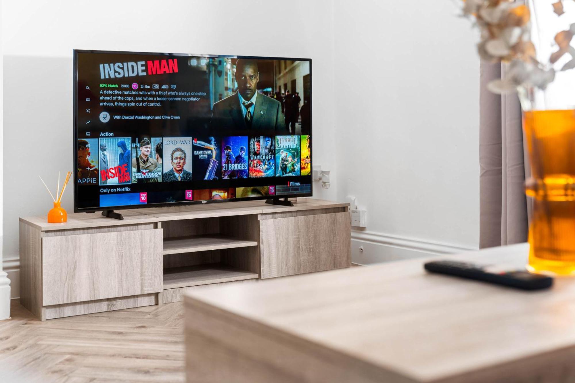 Luxury Apartment - Wolverhampton - Netflix - Smart Tv - Fast Wifi - 7Apc Buitenkant foto